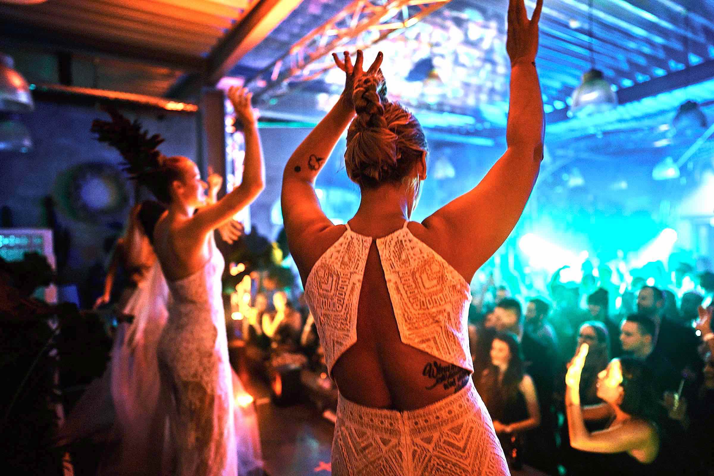 DJ | Hochzeit | Hamburg | DJ | Messe | Hochzeits | DJ | Hamburg | DJ | Firmenevent | Firmenfeier | DJ | Geburtstag | DJ | Weihnachtsfeier | DJ | Sommerfest | DJ | Feier | Buchen | Anfragen | Hamburgfeiert